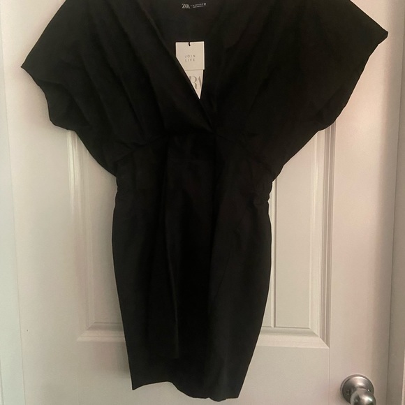 Brand new Zara poplin dress - Picture 3 of 4